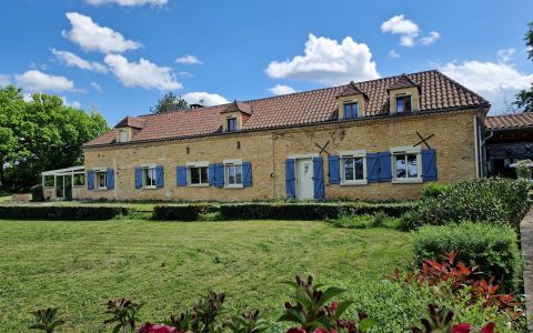 Restored stone farmhouse, on high ground with open views, outbuildings, swimming pool and land of 6382m2